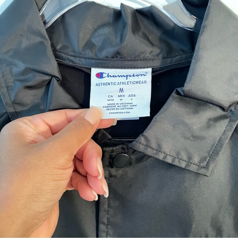 Women’s Champion Black Jacket - Picture 4 of 8